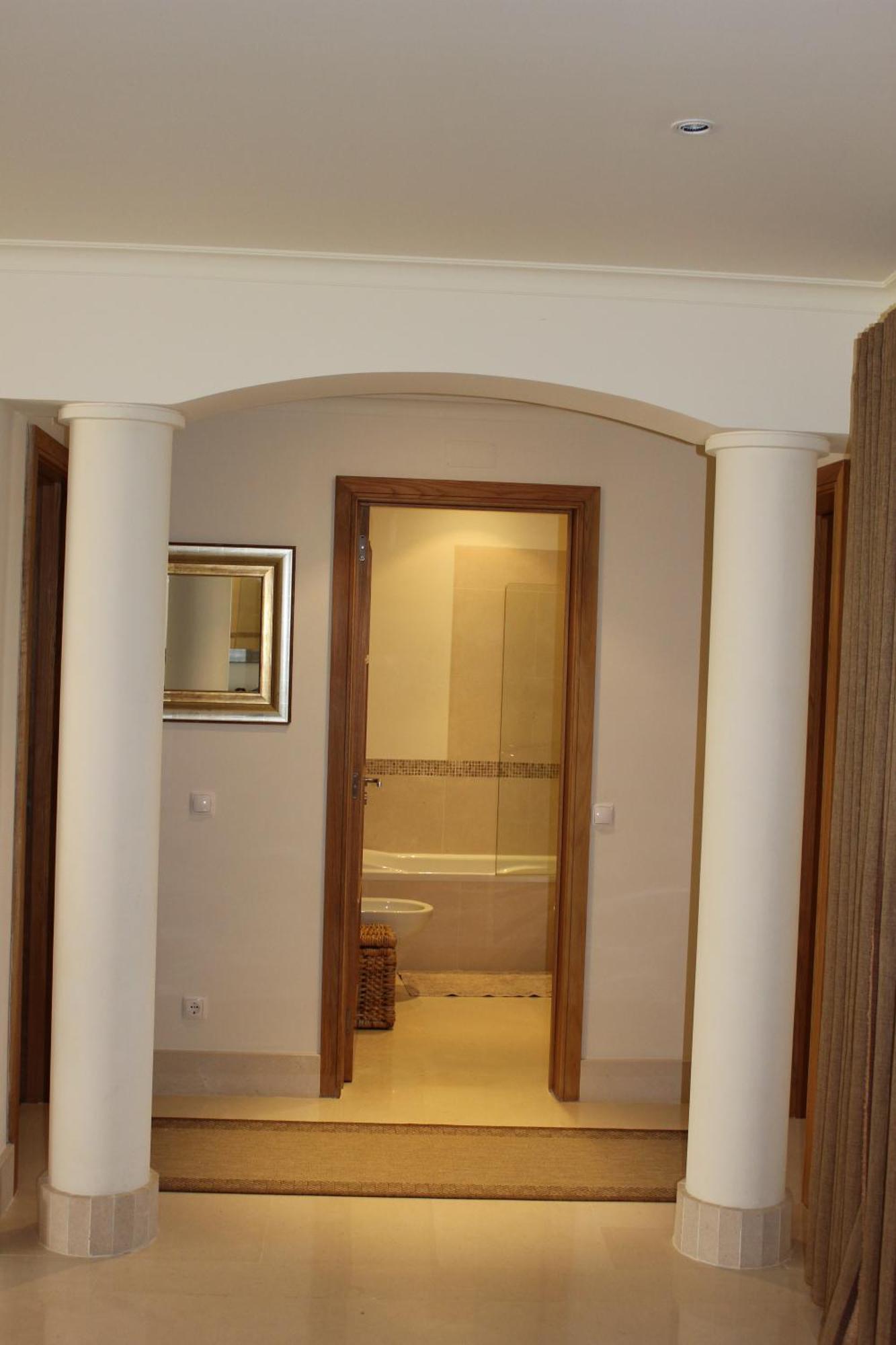Luxury 3 Bedroom Apartment On Gated Complex Картейра Экстерьер фото